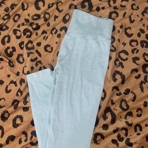 Light blue workout leggings no front seam